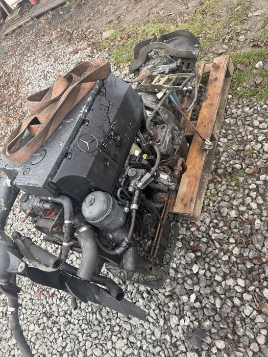 Двигун OM 904 LA 11/1 Mercedes