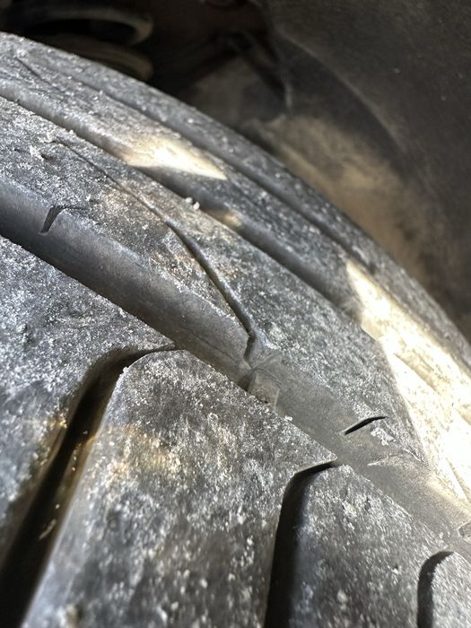 Felgi Audi z nowymi oponami letnimi pirelli 225/45/17