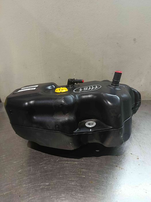 Depósito AdBlue MERCEDES-BENZ Classe C Carrinha (S205)