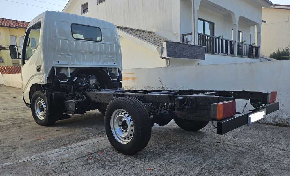 Vendo Toyota Dyna 25/23