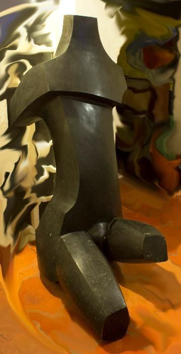 Arte - Dorita de Castel-Branco - Menina Deitada - Escultura em bronze