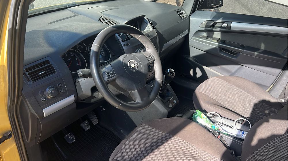 Opel Zafira B 1.9 CDTI