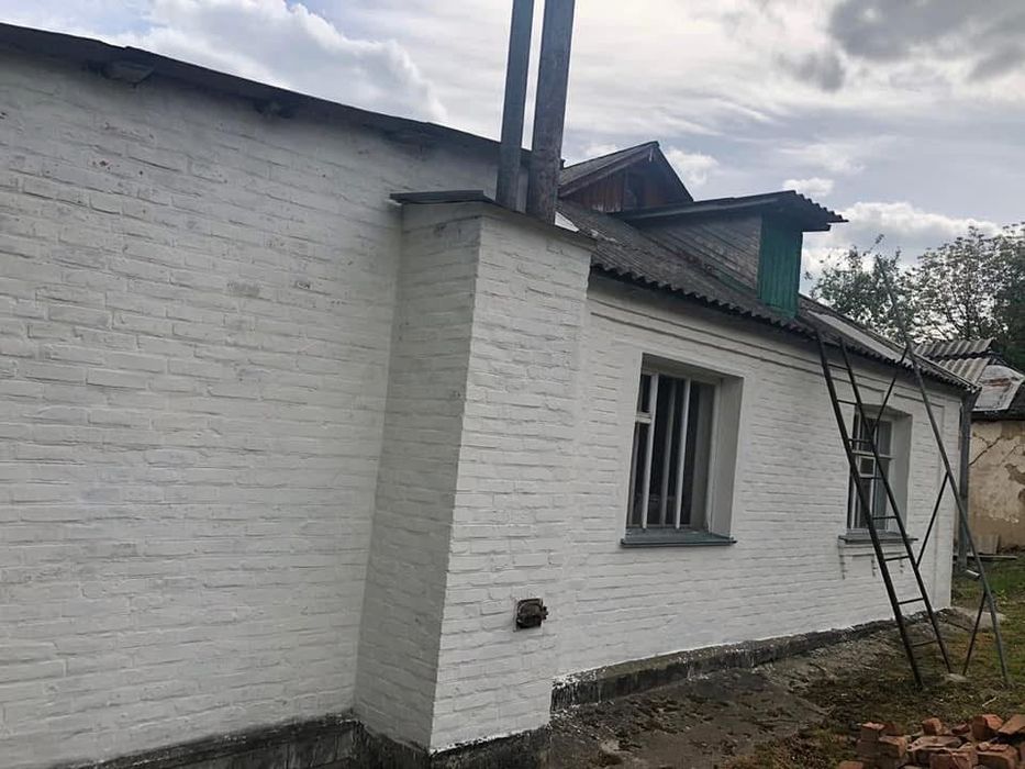 Продається 4-кімнатний будинок у м. Тараща, вул. Бориса Грінченка.