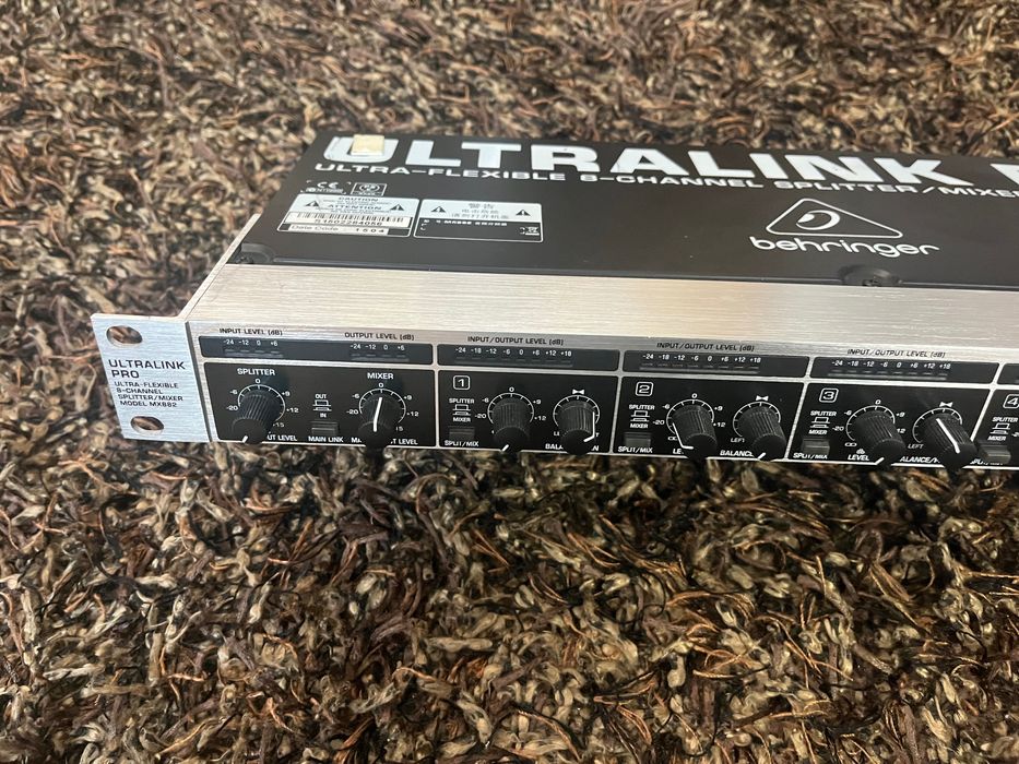 Behringer ultralink pro splitter/mixer