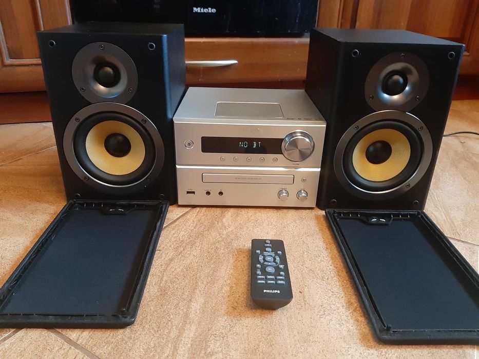 Wieża Philips BTB7150