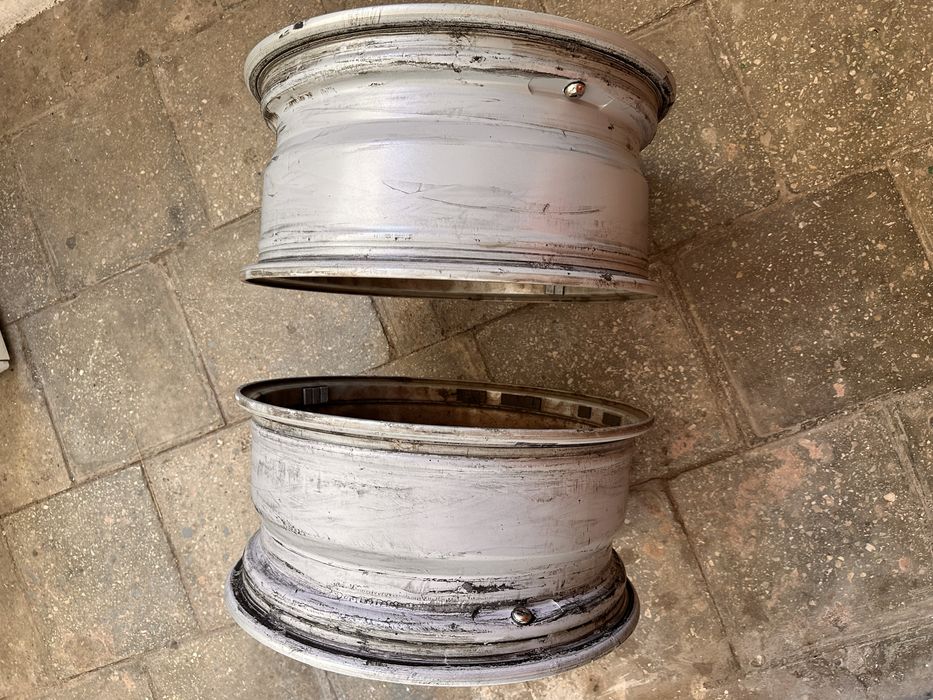 2 легкосплавных диска Mercedes 5x112 7J-ET37