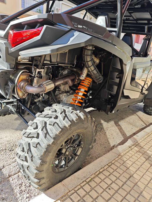 POLARIS rzr1000 xp4