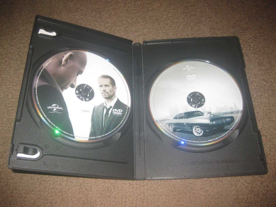"Furious 7" Starring Paul Walker in a Special 2-DVD Edition64751006181761122