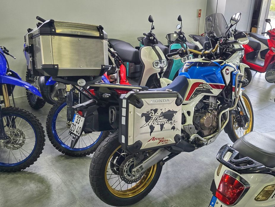 Honda CRF1000L África twin Adventure Sports Tricolor Dez 2019