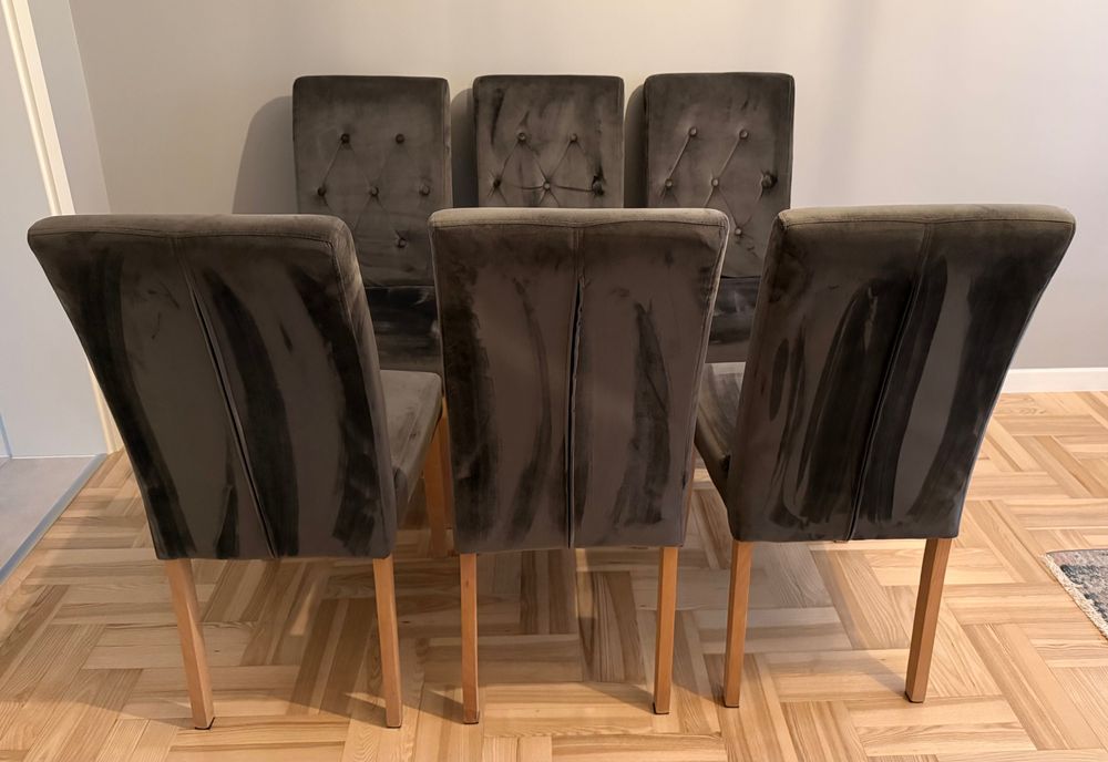 6x eleganckie krzesła welurowe – pikowane.