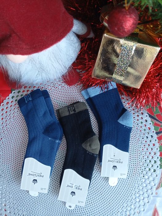 Повний розпродаж махрових колготок і носочків