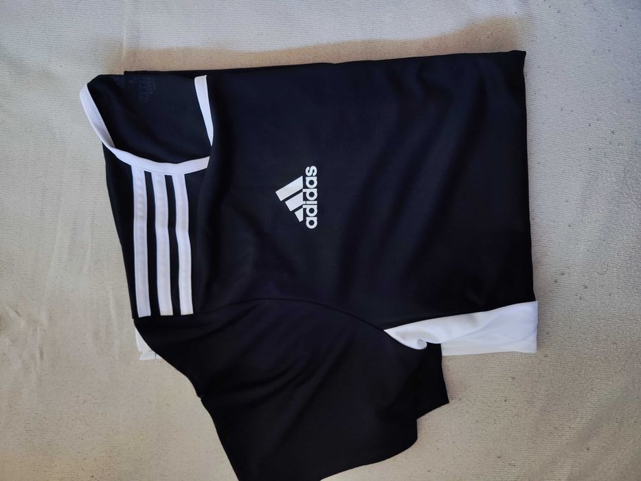 T-Shirt Futebol Adidas - M