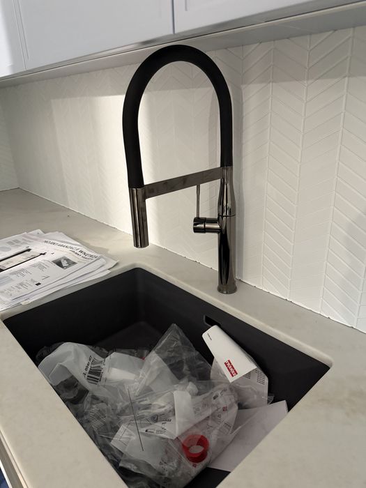 Grohe Essence bateria kuchenna stojąca Hard Graphite 30294A00