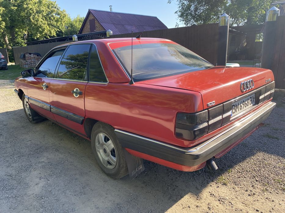 Продам автомобіль AUDI 100