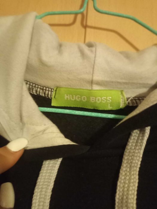 Czarna bluza Hugo Boss