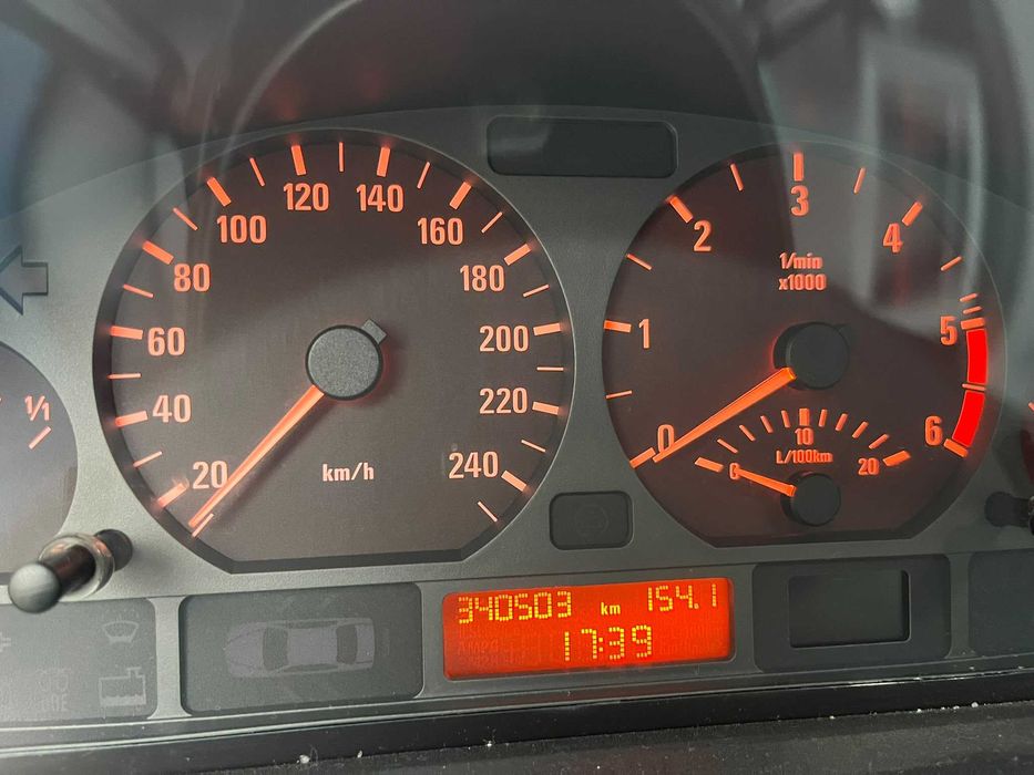 sprzedam BMW E46 kombi automat skóra