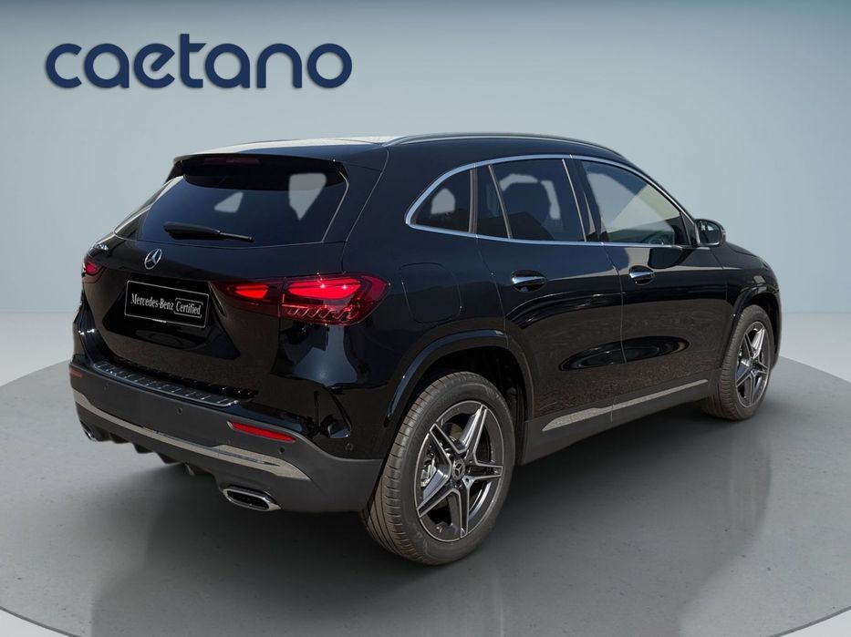 Mercedes-Benz GLA 250 e AMG Line