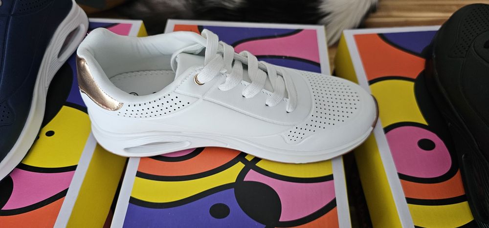 Ténis (imita os Skechers) novos