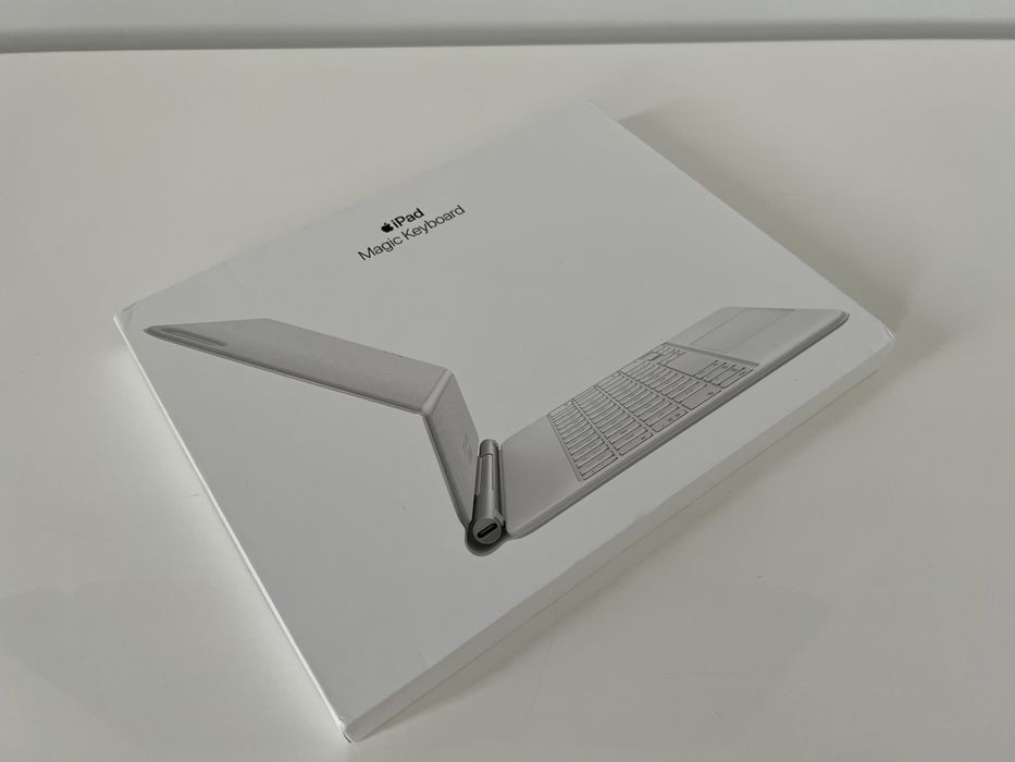 Apple Magic Keyboard white (MJQJ3) для iPad Air 10,9” iPad Pro 11”