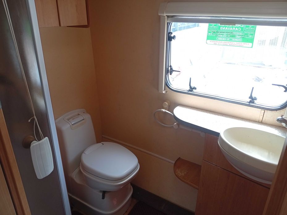 Vendo caravana - Casa Banho Completa, Motor Mover, Matriculada