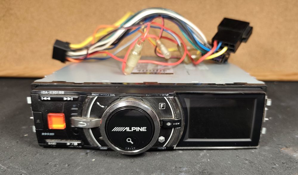 ALPINE IDA X 301  usb