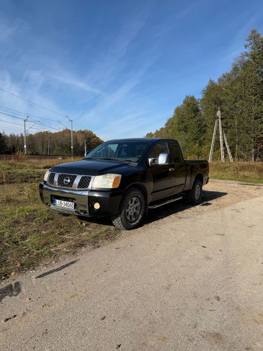 Nissan Titan