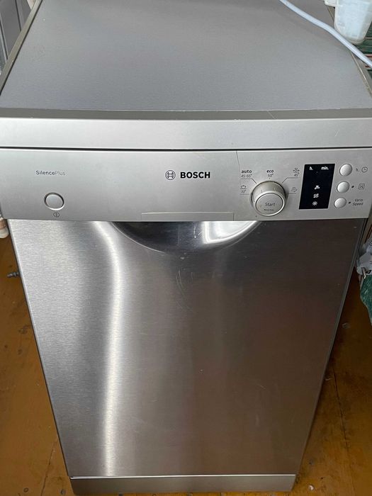 Zmywarka wolnostojąca BOSCH, 40 cm, 100% sprawna, stan bardzo dobry.
