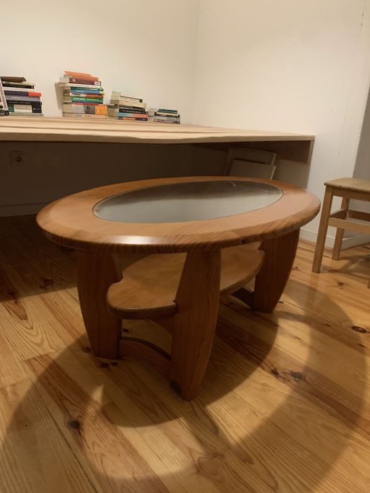 Mesa baixa “Arc”