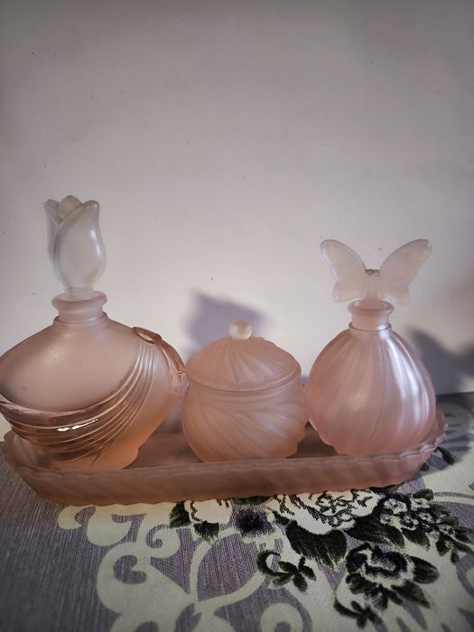 Vintage vidro acetinado rosa fosco 4 peças