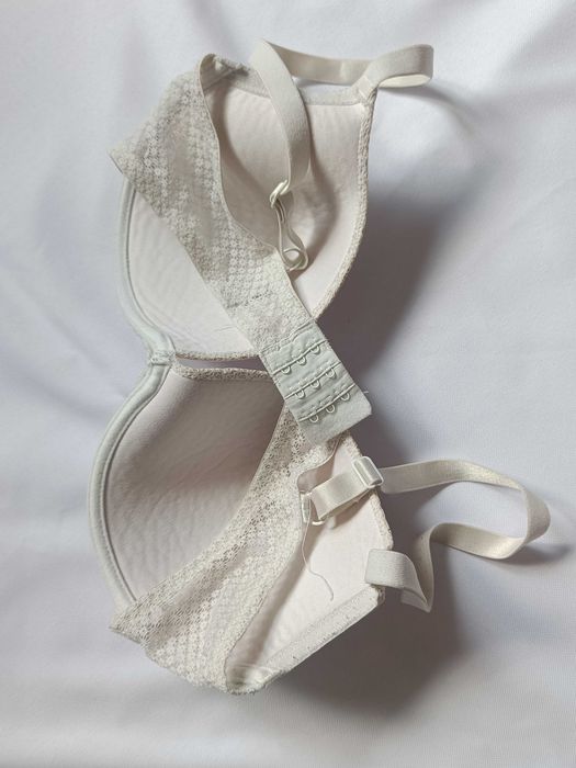 Biustonosz beżowy Reserved 80D / 36D, push-up, stan bardzo dobry