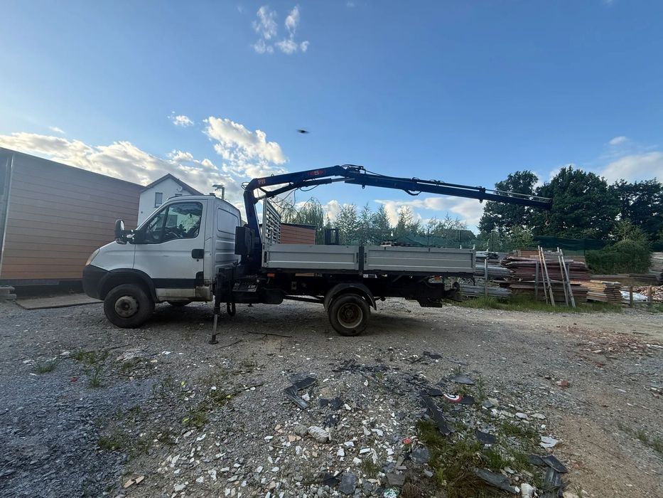 Iveco daily  Iveco Daily żuraw HDS PM 5022 skrzynia ładunkowa bliźniak 3.0 - 180 km