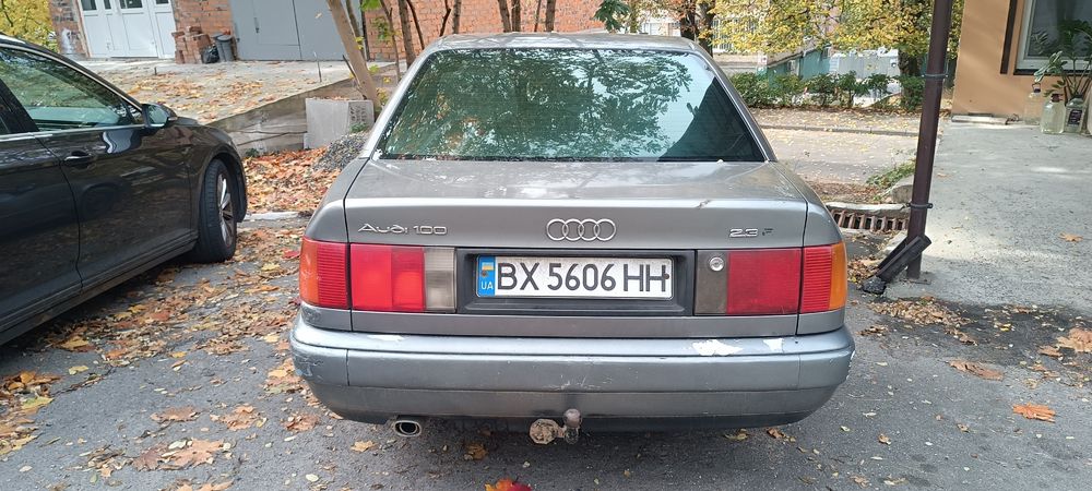 Ауді 100 с4 2,3 Е