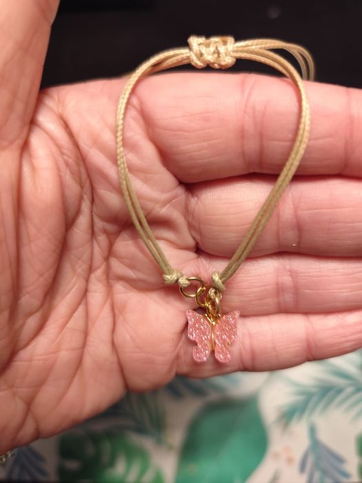 Pulseiras feitas a mão