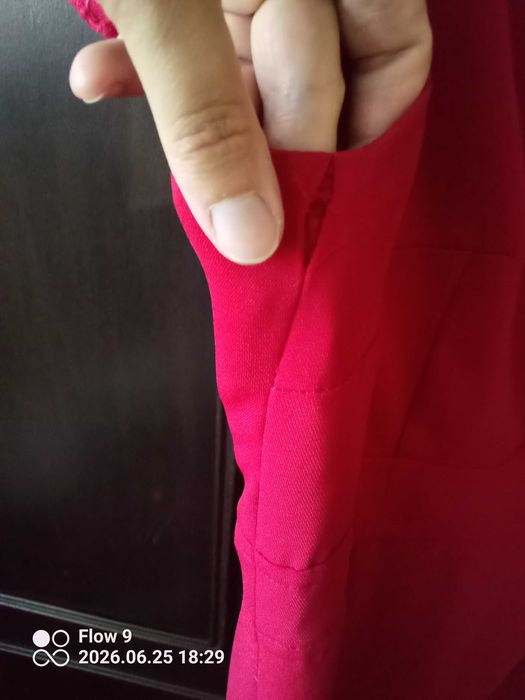 Elegancka czerwona sukienka 40