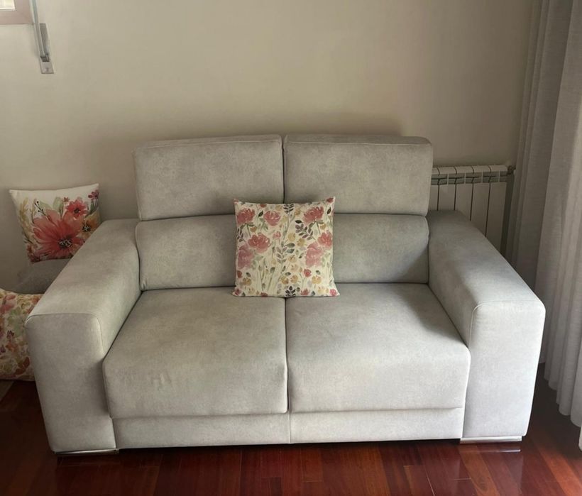Sofá como novo cinza claro
