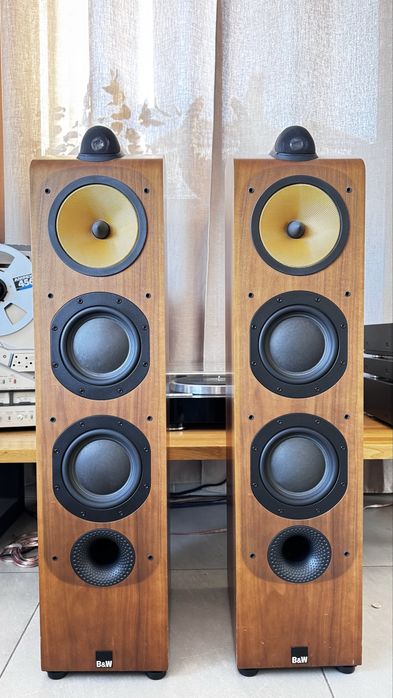 Kolumny B&W model 703