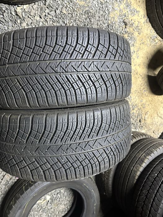 Резина 245/35/20 Michelin R20 зима пара 90%
