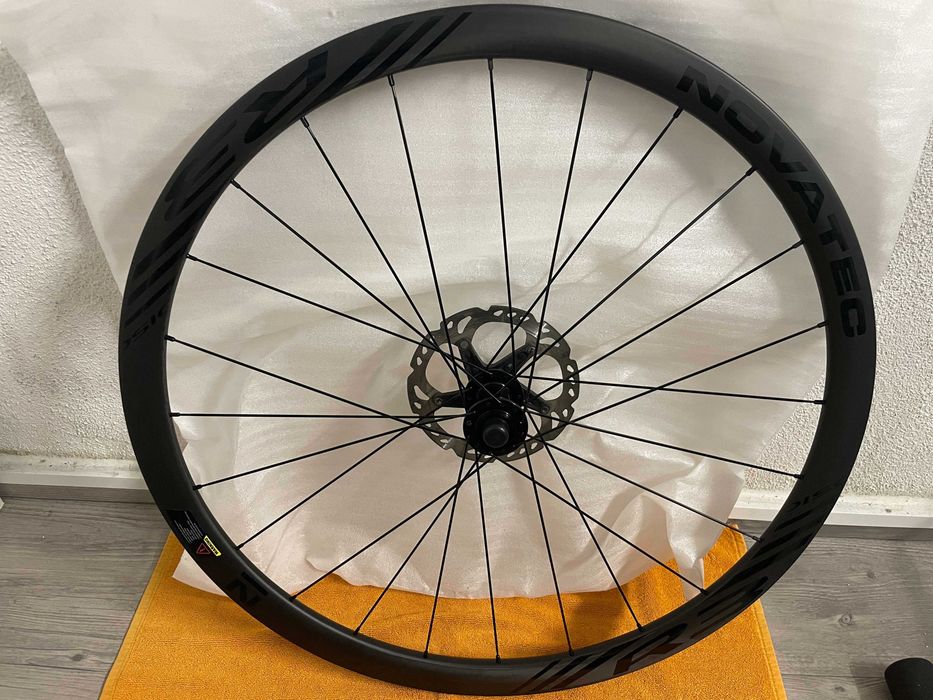 Rodas Novatec estrada R3 Novas