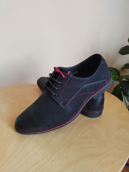 Półbuty męskie sznurowane r. 41