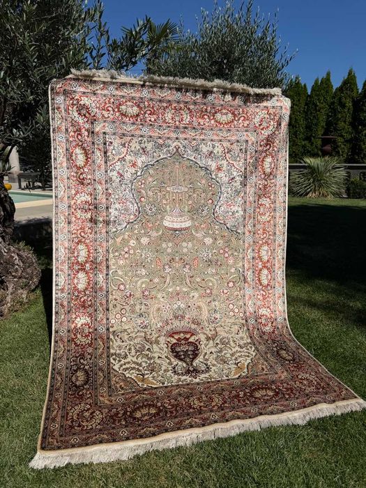 Jedwab ze ZŁOTĄ NICĄ Dywan Perski Qom GHOUM 200x125 cm JEDNA SZTUKA
