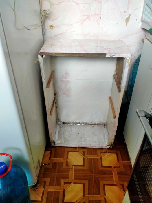 Шкафчики кухонные или для других нужд