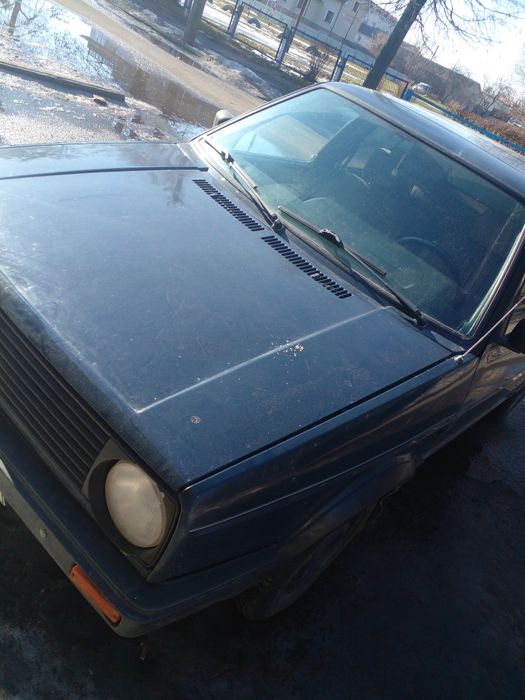 Продаю Гольф 2 в хрошому стані .