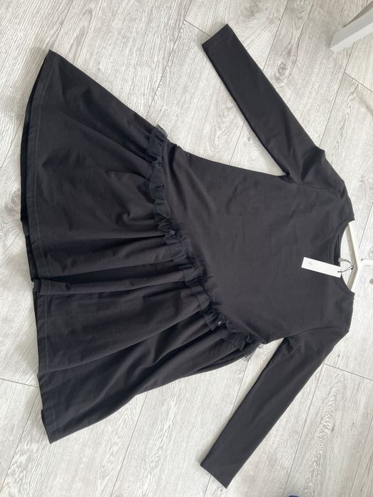 Sukienka czarna klasyczna