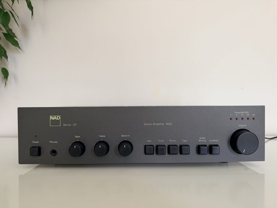 Wzmacniacz NAD 3020 series 20 czytaj opis