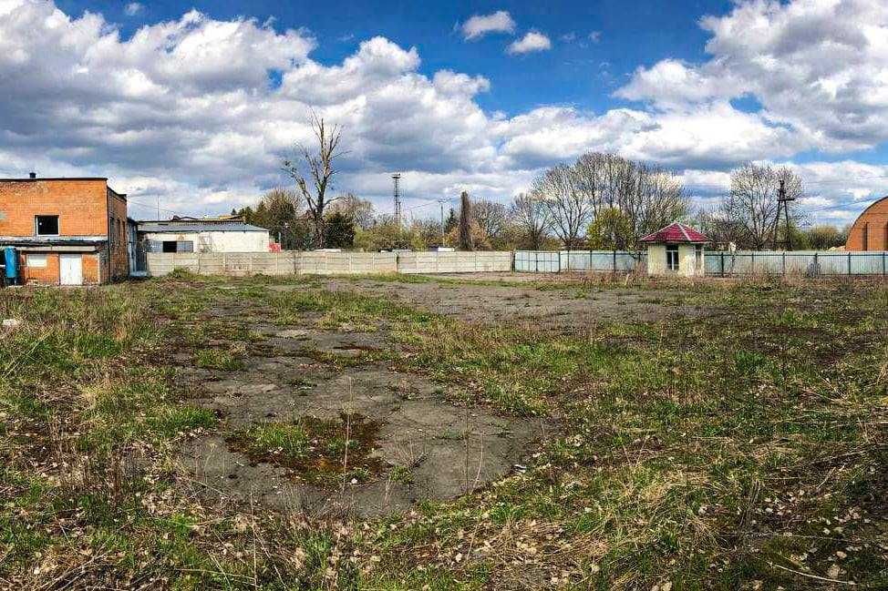 Продаж комерційного приміщення 477 м2. 25 соток