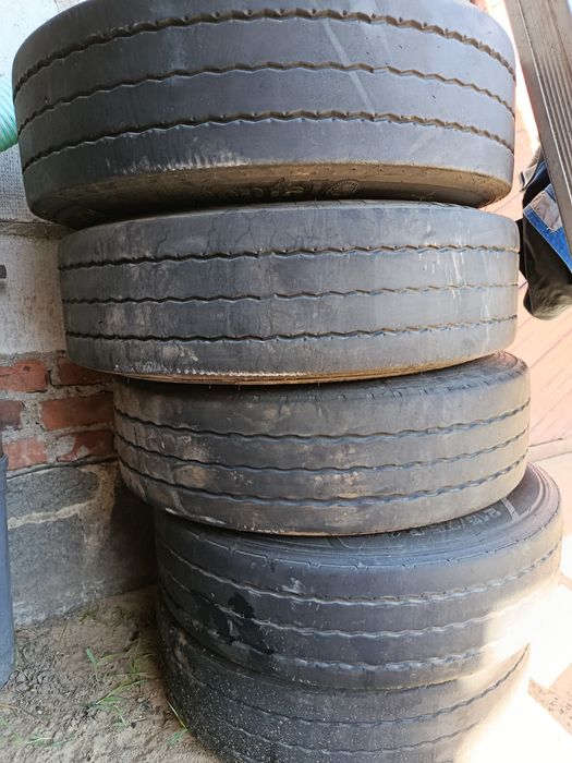 Kola 215/75R17.5