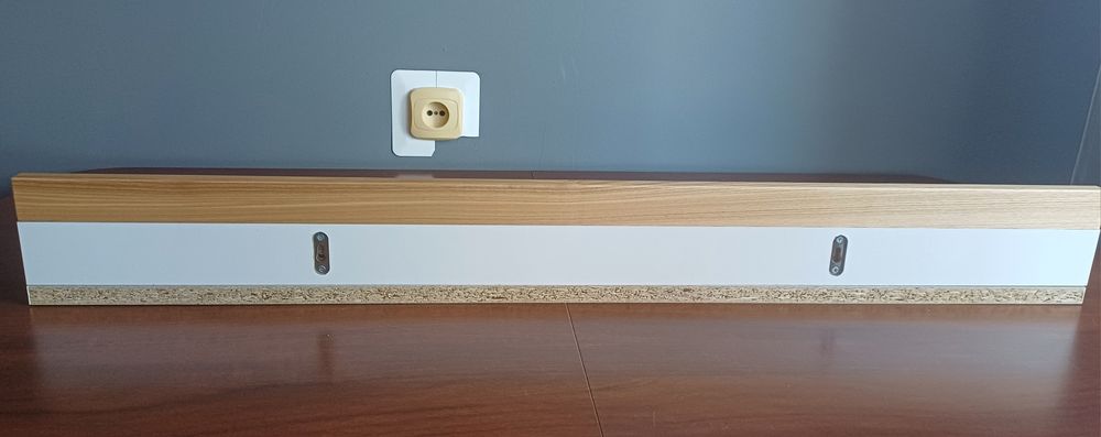 Półka z płyty laminowanej