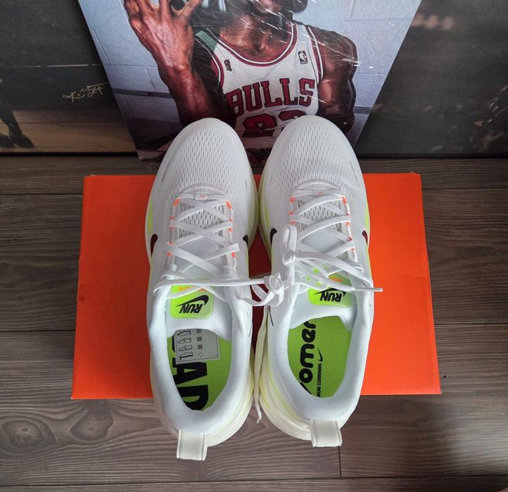 Nike Vomero 18 roz. 45,5