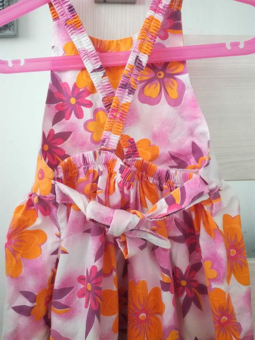 Sukienka dziewczęca 110