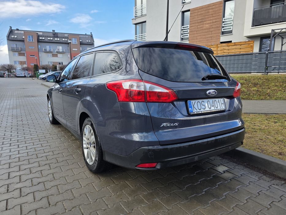 Ford focus mk3 1.6 125km LPG sam parkuje tempomat Grzana szyba